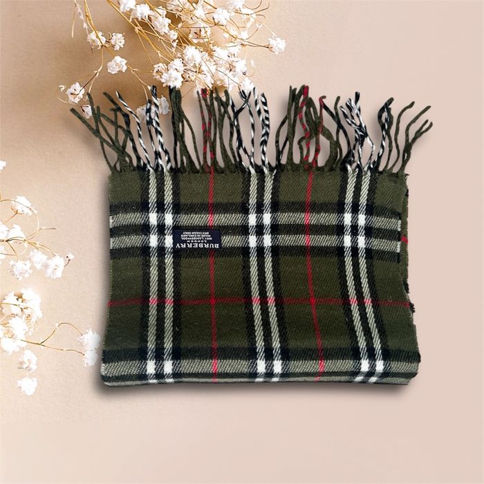 Écharpe Burberry - photo numéro 2