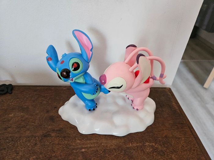 Figurine stitch et angel