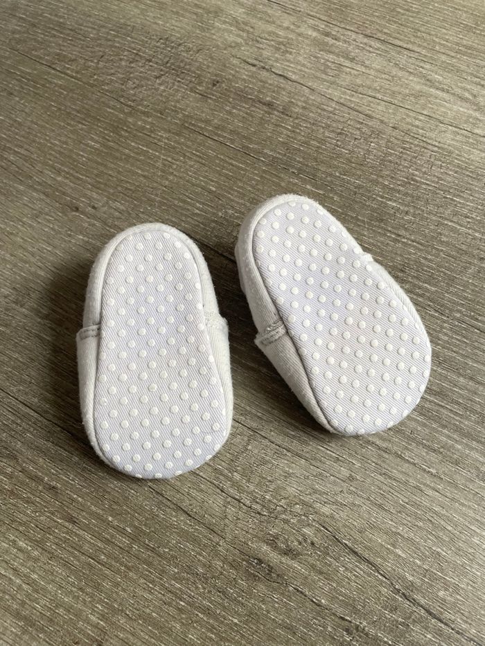 Chaussons bébé 17-18 - photo numéro 2