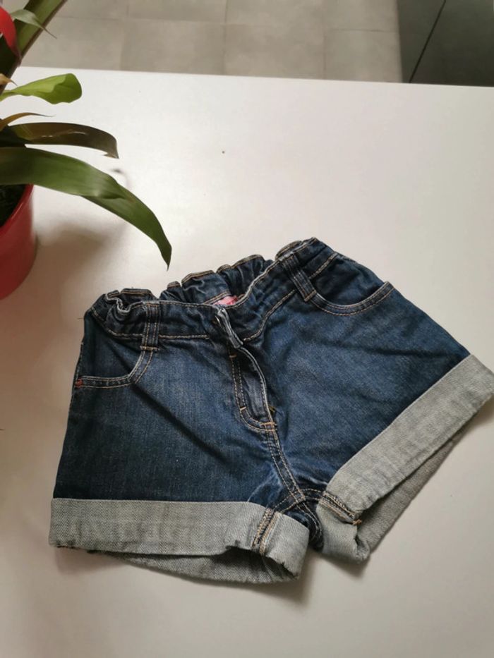 Short 8 ans - photo numéro 2