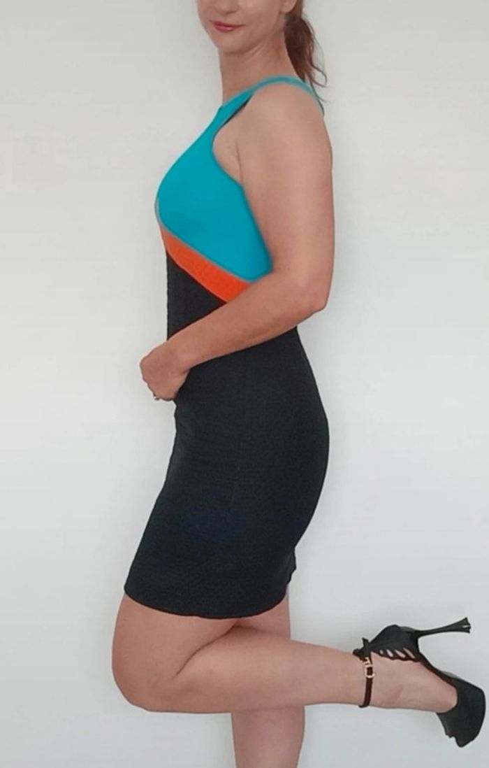 Robe moulante chic nid d abeille taille 38 - photo numéro 4