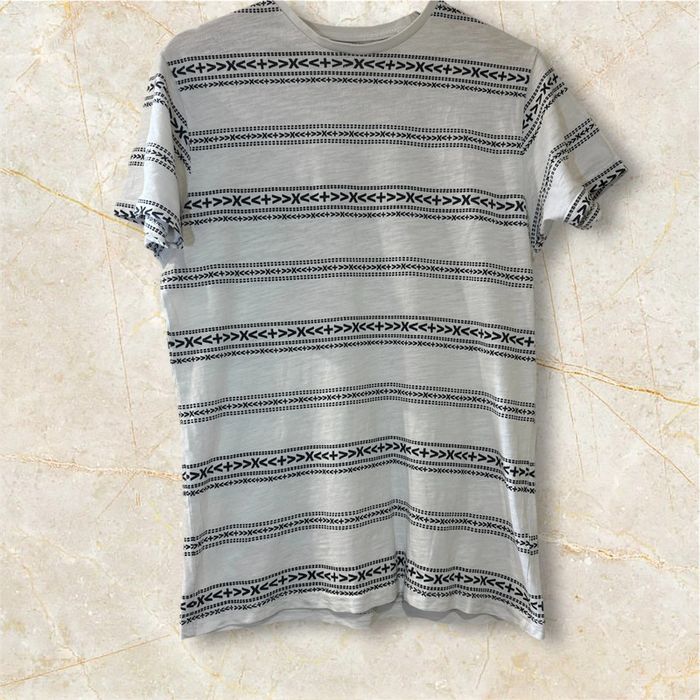 Teeshirt - photo numéro 2