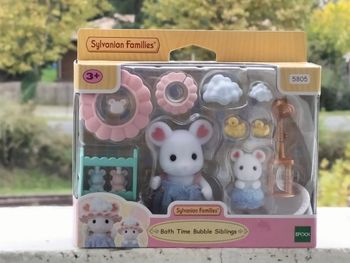 Le bain des frères souris marshmallow