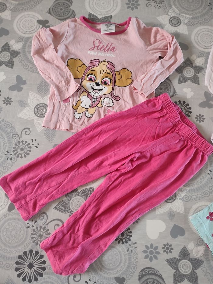 Lot de 2 pyjamas - photo numéro 2
