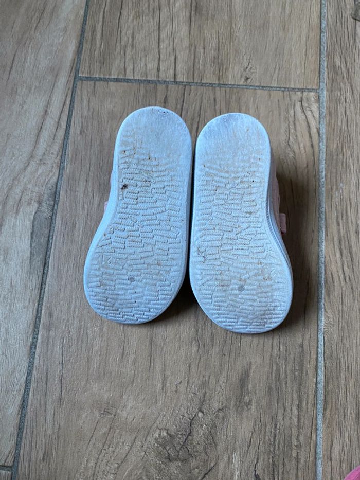 Tennis en toile scratch gemo pointure 21 - photo numéro 4