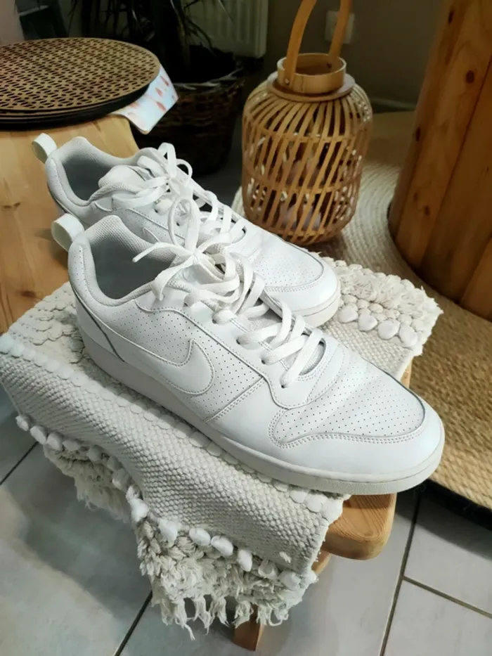 Nike blanches - T46