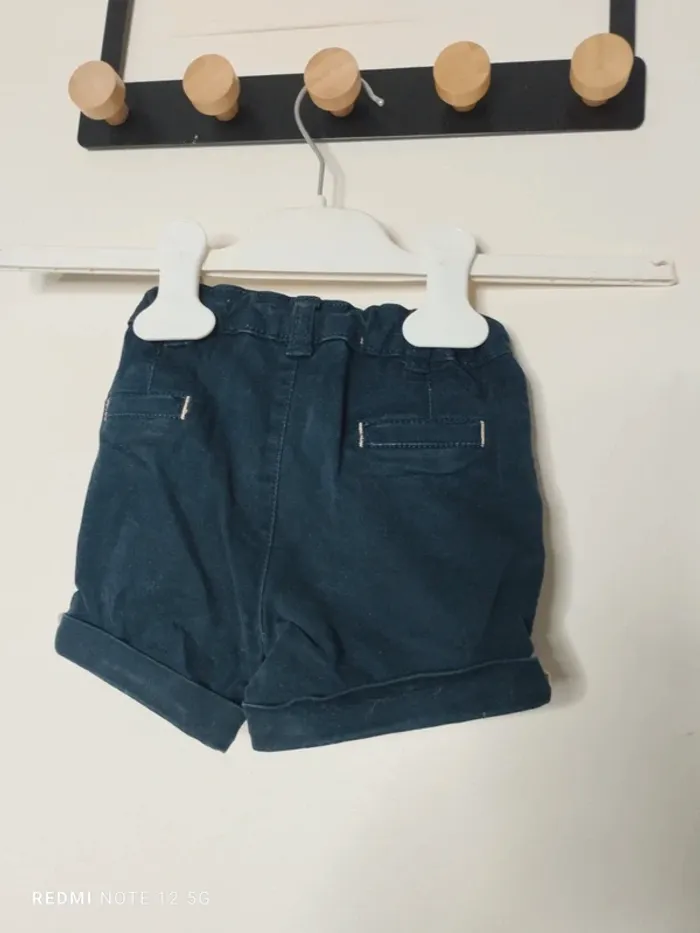Short chino taille 9 mois - photo numéro 2
