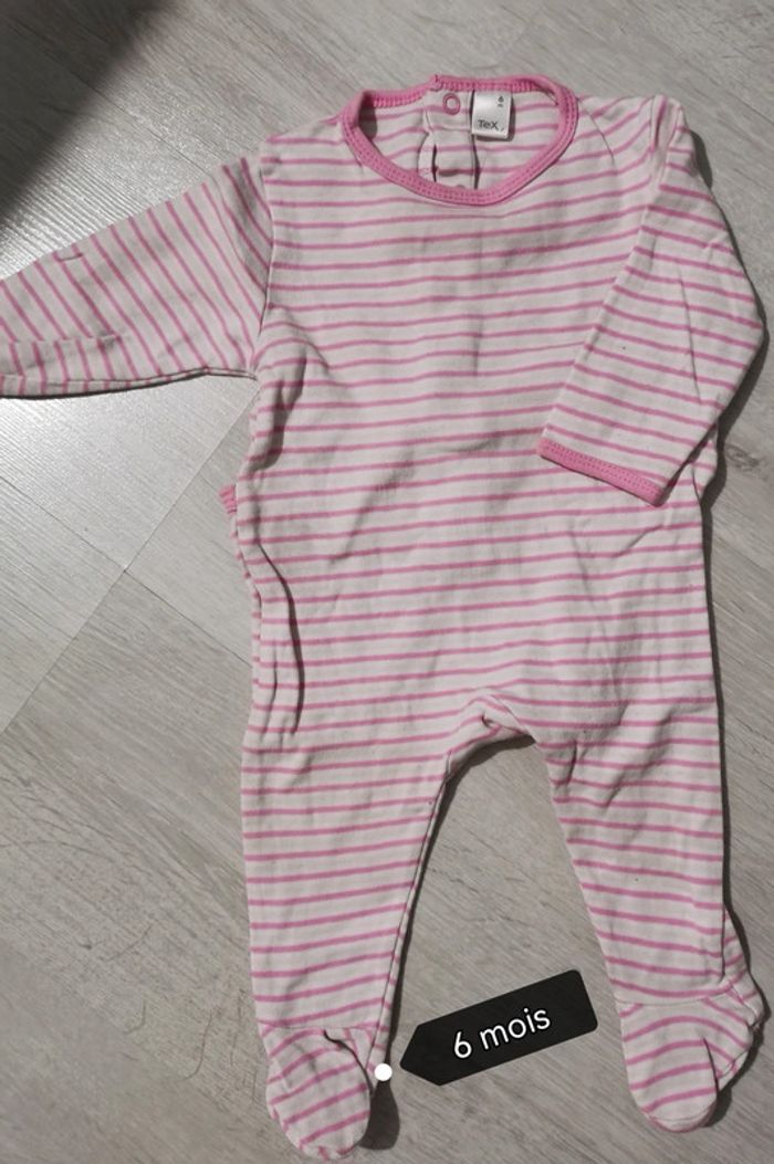 Pyjama léger fille 6 mois.