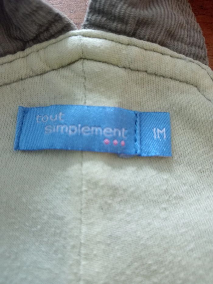 Salopette 1 mois - photo numéro 3