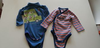 Lot de 2 bodies dpam et orchesta 3 mois