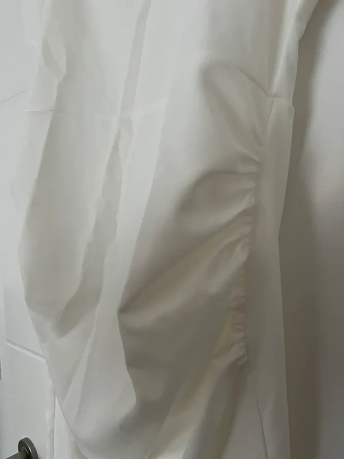 Robe de maternité Boohoo - photo numéro 2