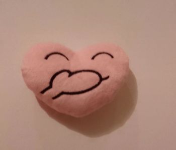 Peluche cœur rose