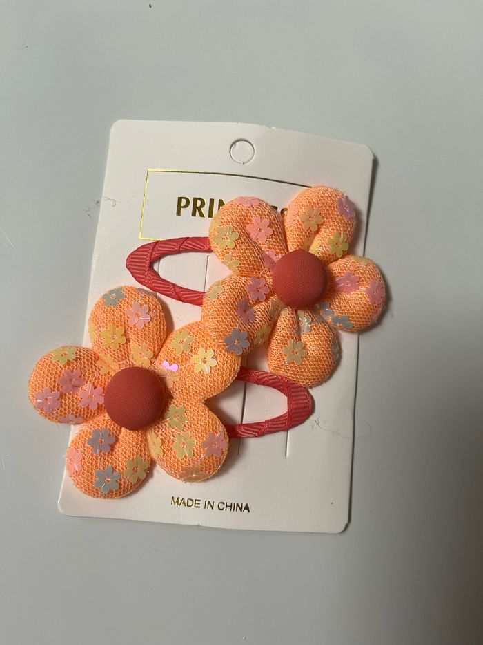 Barrette à cheveux à motif fleur pailleté