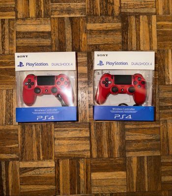 Manette PS4 NEUVE ROUGE 