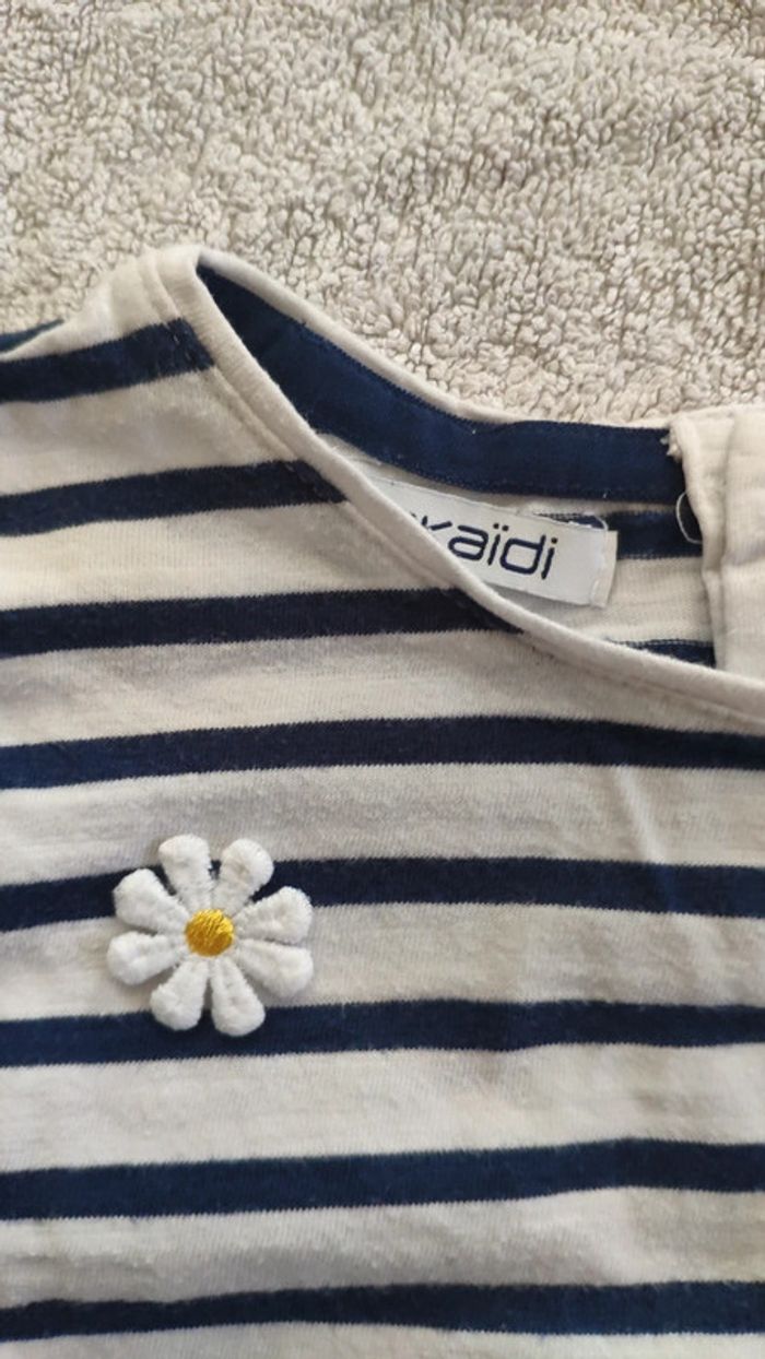 T-shirt okaidi 8 ans blanc et bleu fleurs rayures - photo numéro 3