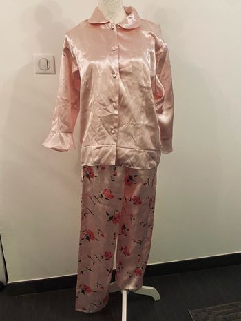 pyjama ensemble  satin rose 2 pièces 42/44