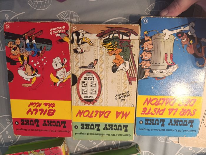 Cassettes vidéo. Les tortues ninja et lucky Luke. - photo numéro 4