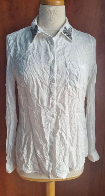 Chemise manches longues avec perles au col taille 40