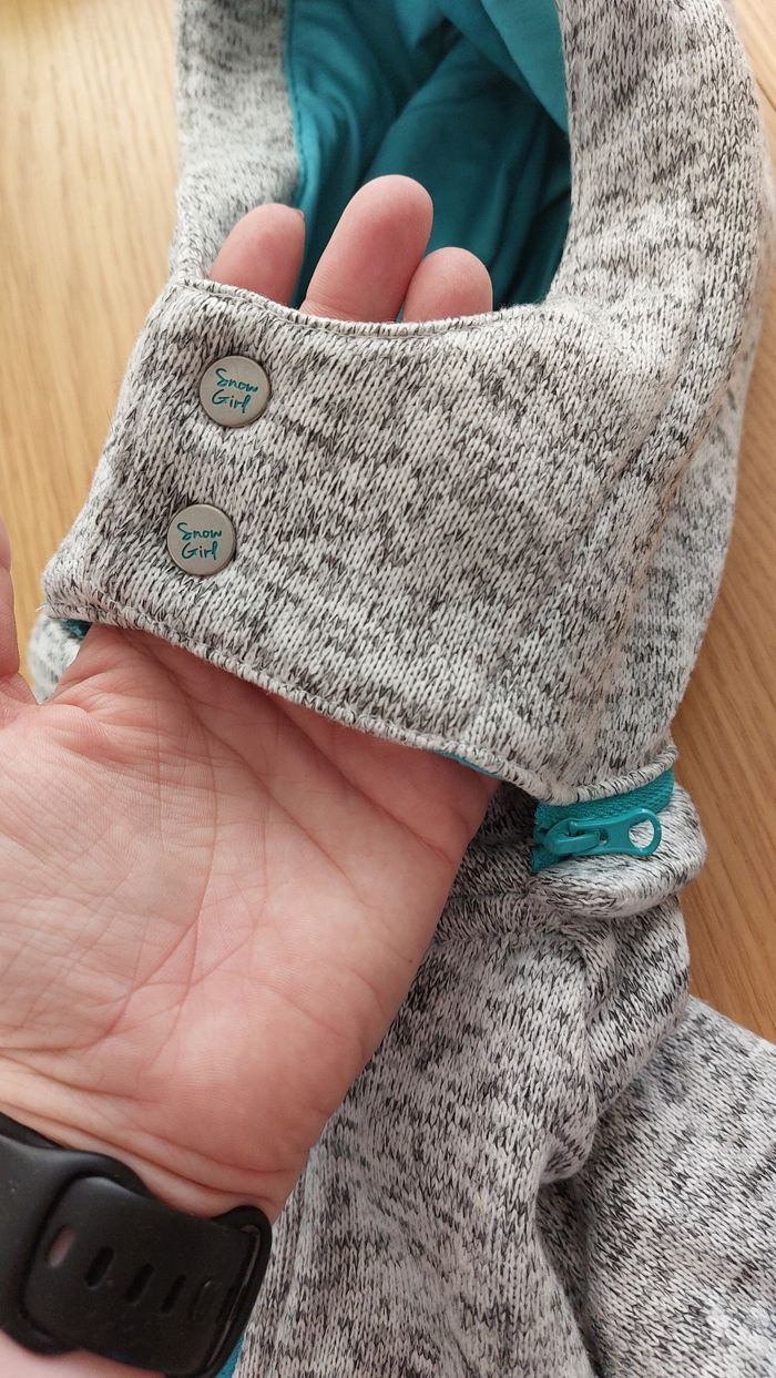 Lot 2 gilets polaires à capuche - photo numéro 6