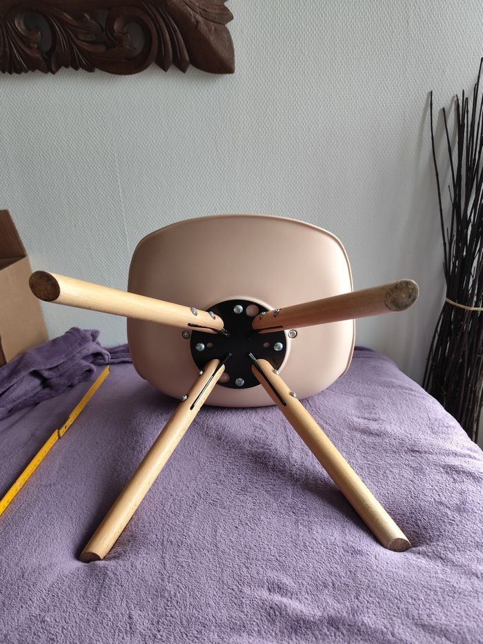 Chaise enfant scandinave bois et cuir synthétique rose pale beige chambre - photo numéro 5