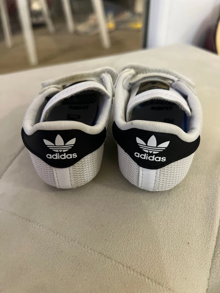 Basket adidas - photo numéro 2