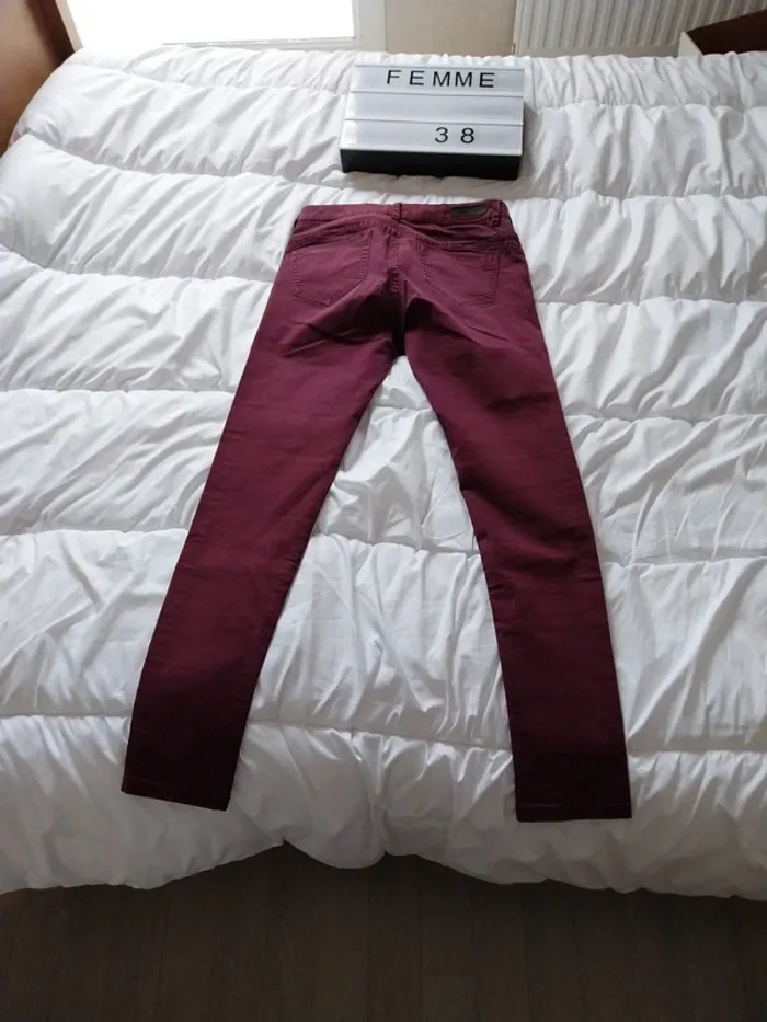 Jean femme taille 38 Pimkie - photo numéro 2