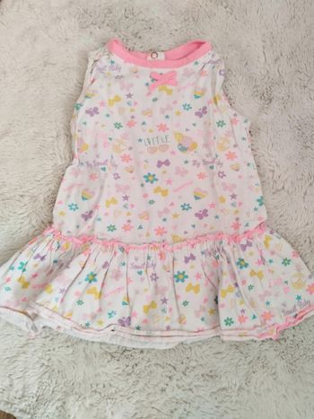 Jolie robe taille 18 mois