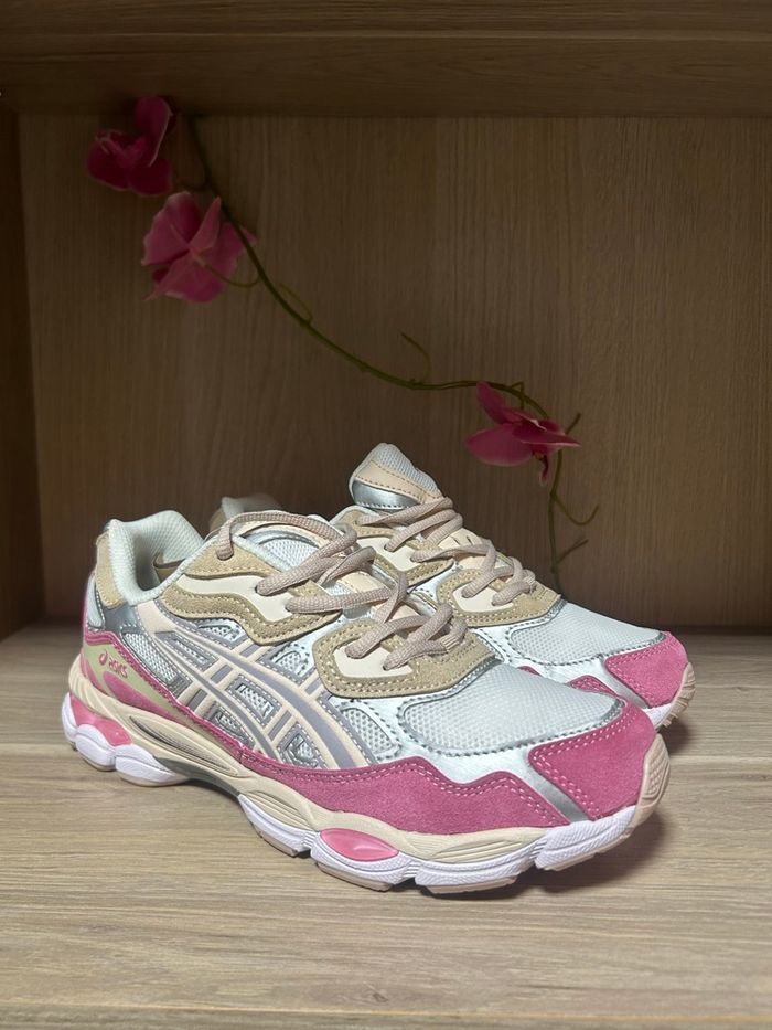 Asics GeL-NYC Crème/Rose-taille 42🌸 - photo numéro 8