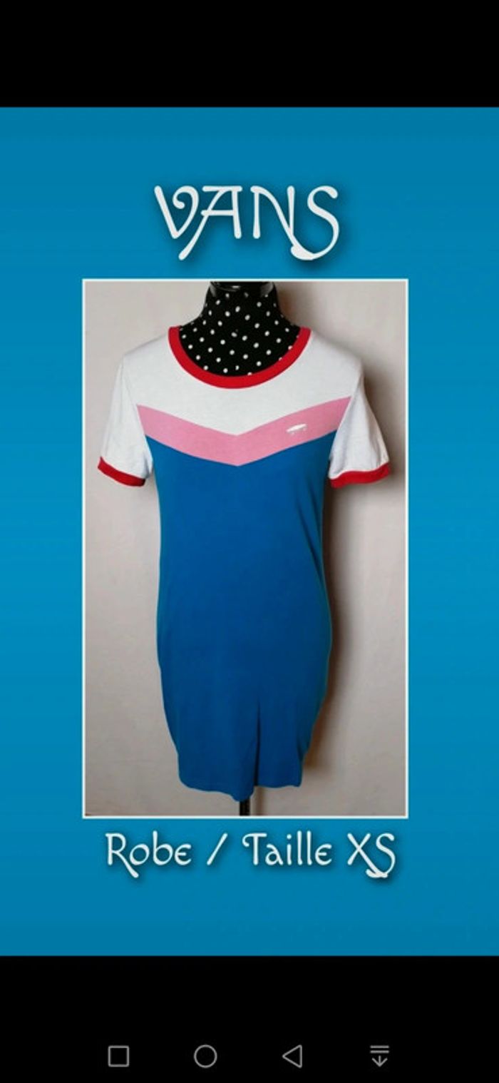 Robe courte sport skate bleu blanc rouge Taille XS Vans