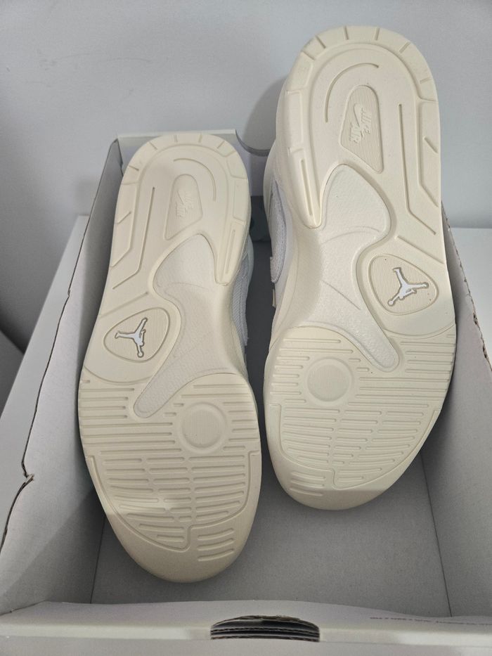 Jordan stadium 90 blanc creme beige taille 41 neuves - photo numéro 7