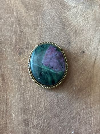 Cabochon rubis zoisite 