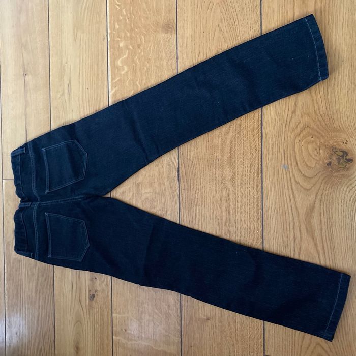 Jeans neuf - photo numéro 2