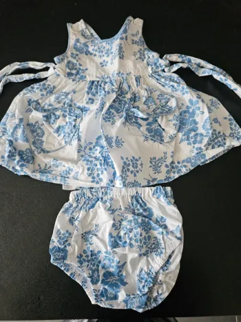 Robe 6mois avec culotte