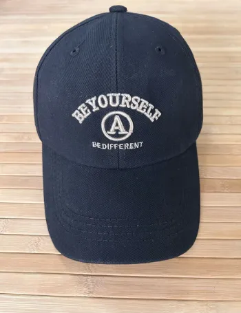 Casquette baseball Be Yourself noire C-1