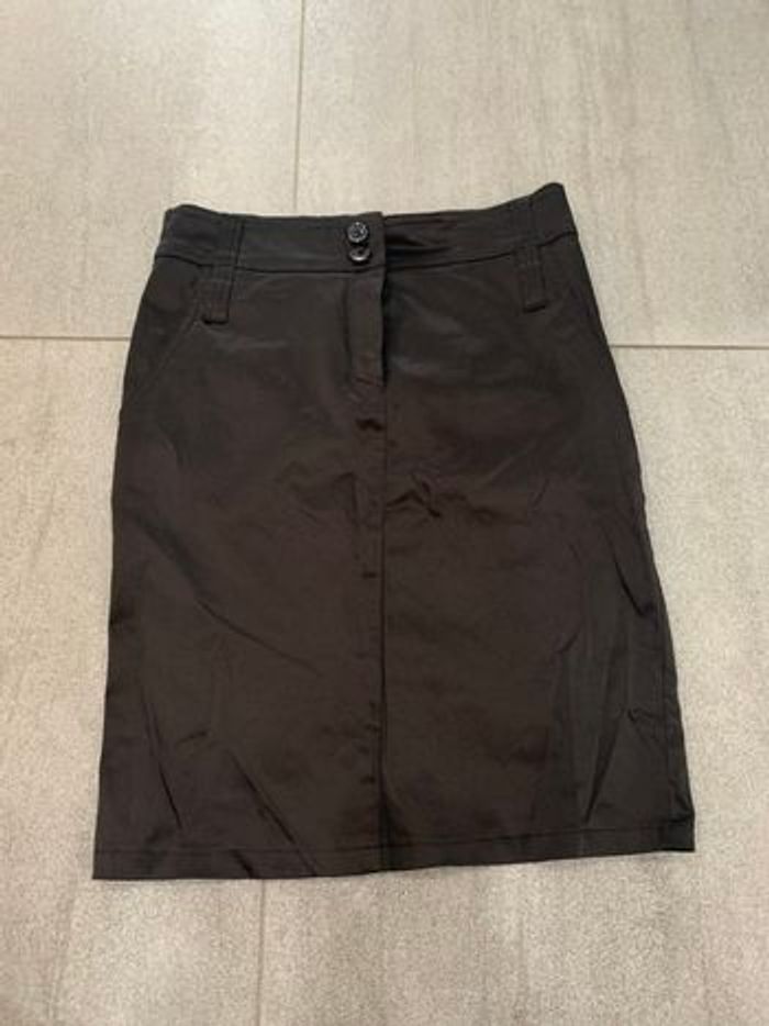 Jupe noir taille 1 - photo numéro 3