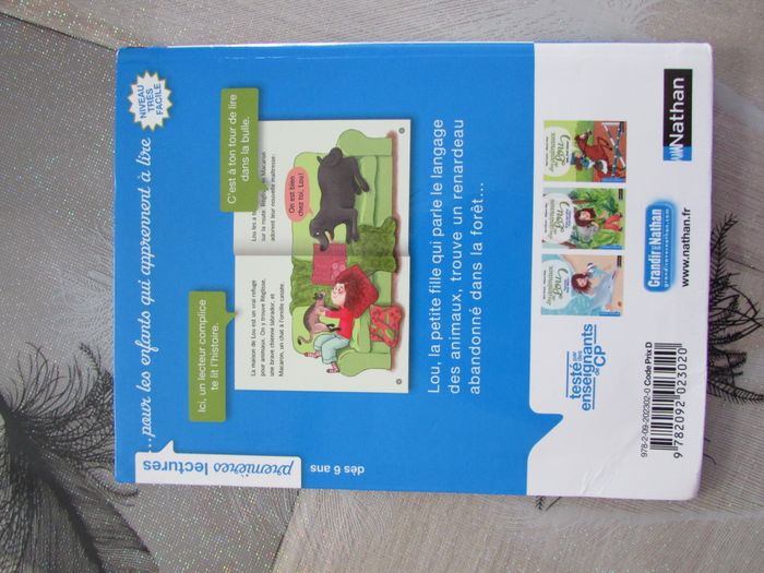 Livre Les animaux de Lou Tome 199 Ne pleure plus Petit Roux - photo numéro 3