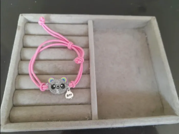 bracelet