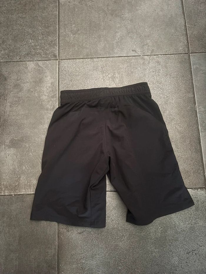 Short 10/11 ans - photo numéro 3