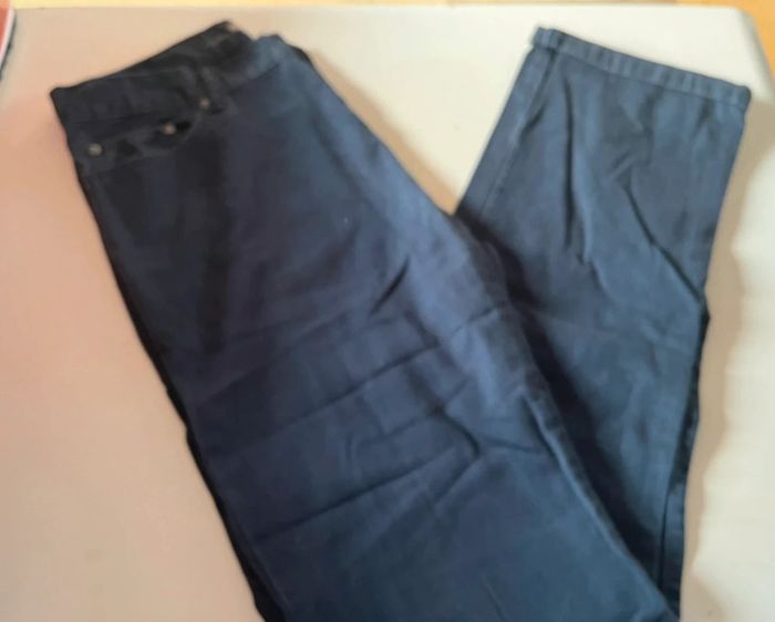 Pantalon homme in extenso en L