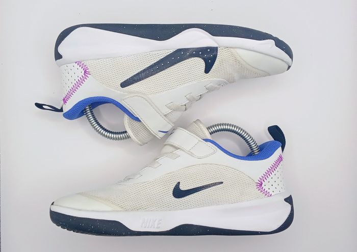 Nike omni court taille 33 - photo numéro 3