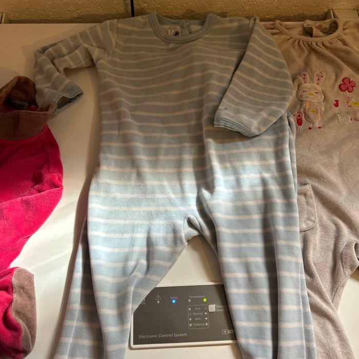 Pyjamas 2 ans - photo numéro 3