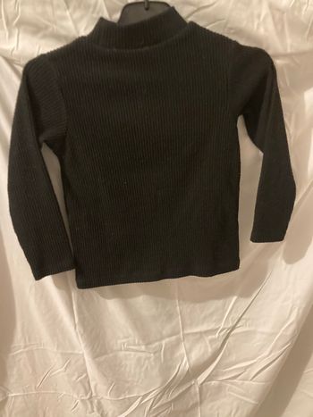 Pull côtelé noir Zara – 4/5 ans – Indispensable & chic !
