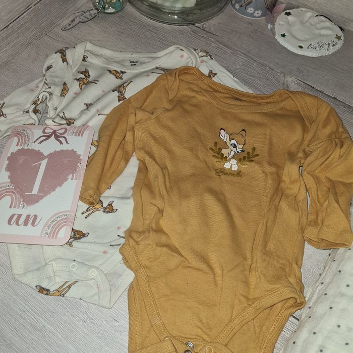Lot de 2 bodys 12 mois bambi disney