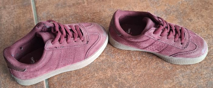 Baskets bordeaux T.24 - photo numéro 4