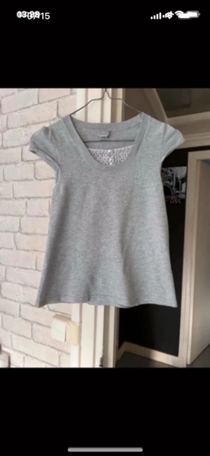 Tee shirt cyrillus taille 10 ans