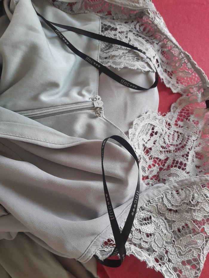 Jolie robe longue de cérémonie Tnfc london par asos neuve sans etiquette - photo numéro 6