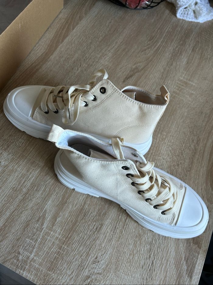 Converse - photo numéro 5