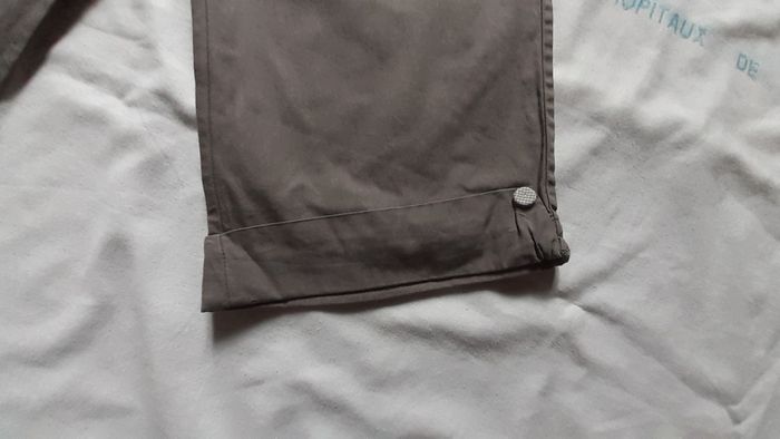 Pantacourt marron clair avec poches plaquées au dos - photo numéro 3