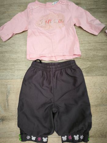 Ensemble tee shirt et pantalon 3 mois