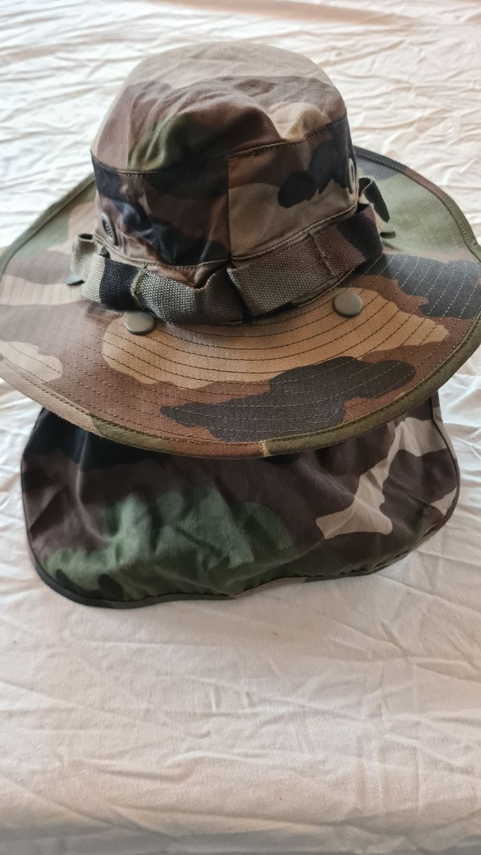 Chapeau de brousse - photo numéro 2